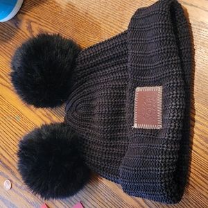 Black double pom beanie from Love your melon.
